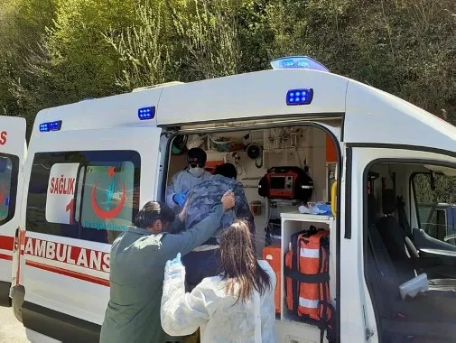 Bartın’da ağabeyini öldüren zanlı jandarmaya teslim oldu - 2