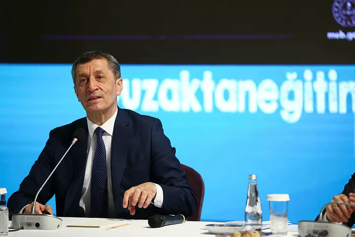 Son dakika: Yeni eğitim yılı nasıl olacak? 21 Eylül'de okullar açılacak mı? Milli Eğitim Bakanı Ziya Selçuk'tan önemli açıklamalar - 4
