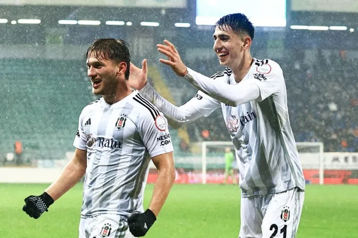 Semih Kılıçsoy tarihe geçecek! Beşiktaş’ın kasası dolup taşıyor | Dünya devi peşine düştü