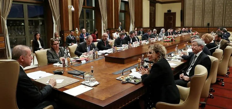 ‘TÜRKİYE BÖLGEDEKİ MERKEZ ÜLKE’