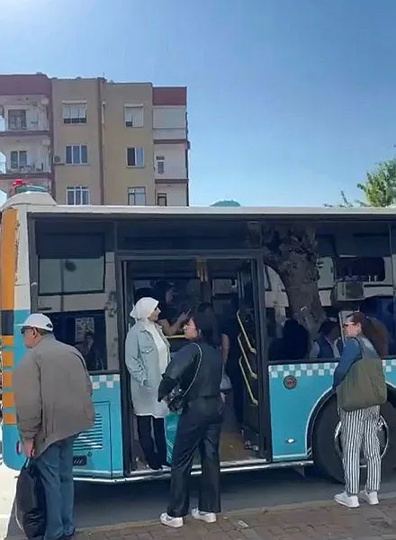 antalyada-saskina-ceviren-olay-yolcu-dolu-otobusu-park-edip-isi-birakti-bir-daha-geri-donmedi-1683700245773.jpg