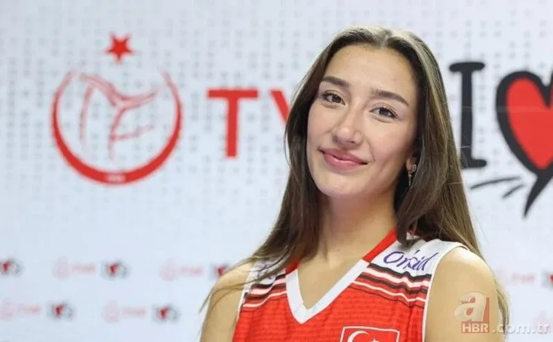 Milli voleybolcu Hande Baladın'ı bunalıma sokan taciz! Korkudan antrenmanlara bile gidemiyor 13