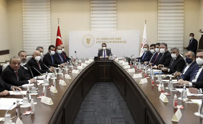 SON DAKİKA! Ankara’da elektrik fiyatı için kritik zirve! Elektrik faturalarına yeni düzenleme