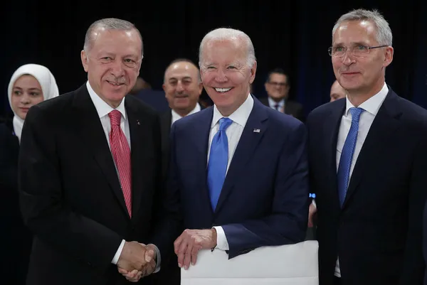 beyaz-saraydan-f-16-aciklamasi-abd-baskani-biden-turkiyenin-talebini-gercekten-destekliyor-1657055628759.jpg Beyaz Saray'dan F-16 açıklaması! ABD Başkanı Biden Türkiye'nin talebini gerçekten destekliyor - 2