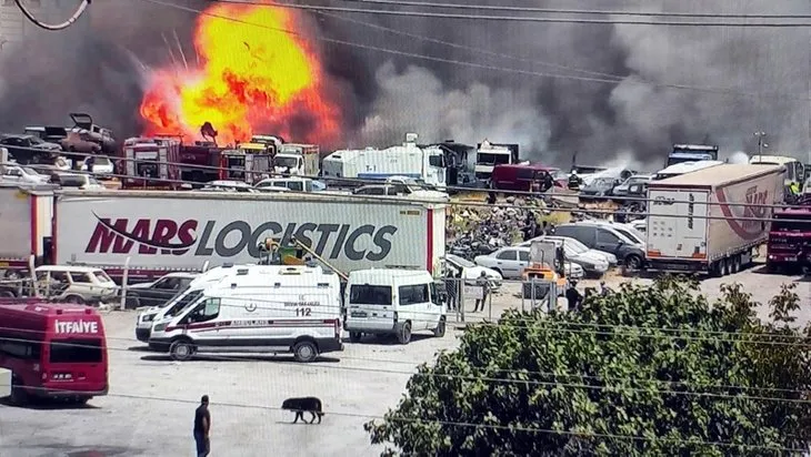 Kahramanmaraş’ta feci olay! 71 araç yanarak küle döndü