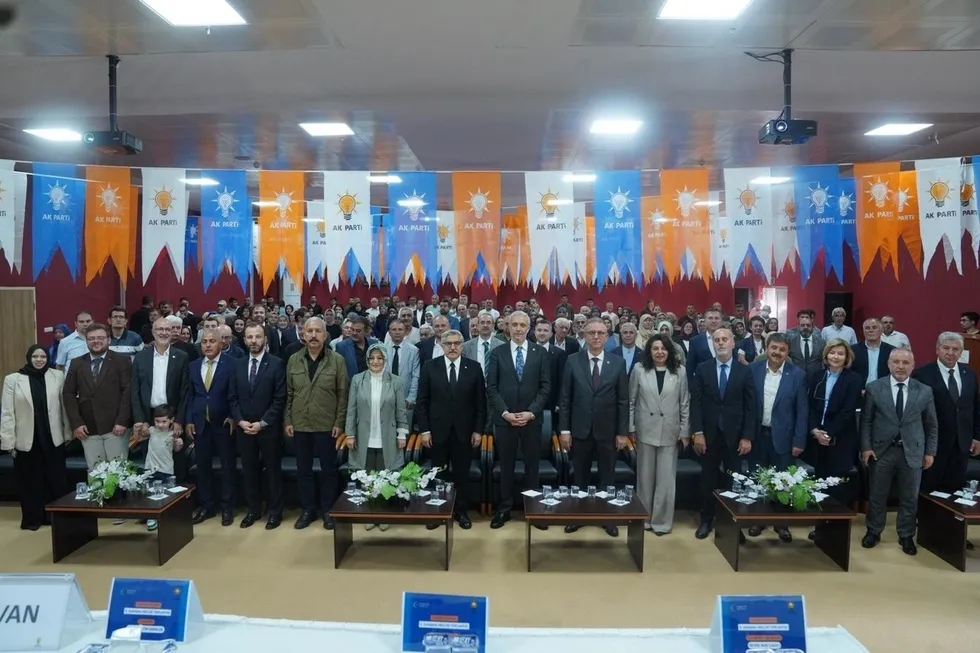 ak-partili-huseyin-yaymandan-chp-yorumu-varolus-krizi-yasiyorlar-1780820248557.jpeg AK Partili Hüseyin Yayman'dan CHP yorumu: Varoluş krizi yaşıyorlar - 1