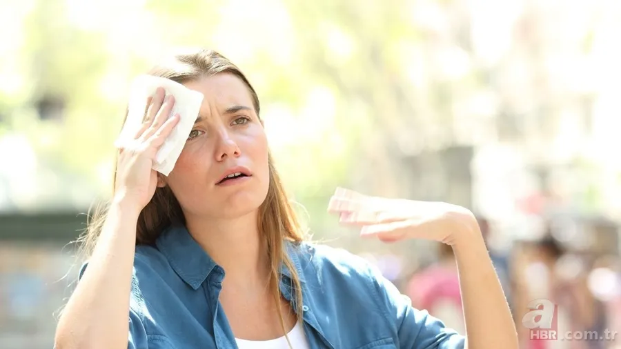 İstanbul’da 50 dereceyle sıcaklıklar zirvede! Güneşe çıkmak riskli, işte en tehlikeli ilçeler: Kadıköy, Ümraniye, Şişli... 12