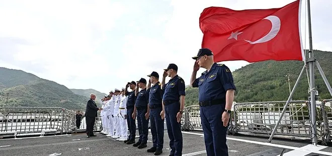 Denizkurdu 2024 tatbikatı nefes kesiyor | Başkan Erdoğan telefonla bağlandı!  A Haber ekipleri TCG Anadolu’da...