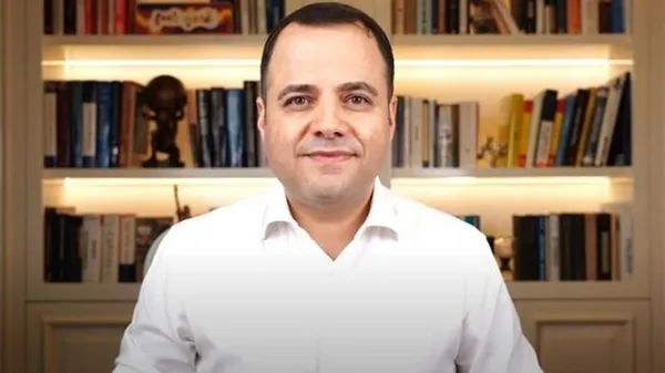 Youtube profesörü Özgür Demirtaş Akbank’tan kovuldu!