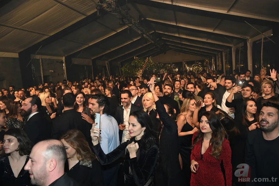 Sinan Akçıl pişti üstüne pişti yaşadı! Burcu Kıratlı ve Aleyna Kalaycıoğlu ile köşe kapmaca oynadı 2
