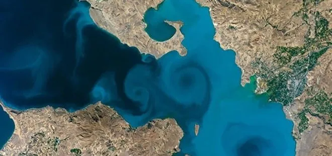 NASA’dan Türkiye paylaşımı: Van Gölü’nün fotoğrafı 3 turda 28 fotoğrafı geride bıraktı