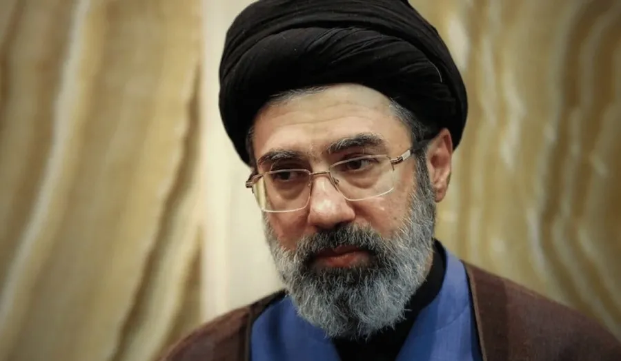 tahranda-yeni-donem-resmen-basladi-iranin-yeni-dini-lideri-mucteba-hamaney-kimdir-1773007474972.jpeg Tahran'da yeni dönem resmen başladı! İran'ın yeni dini lideri Mücteba Hamaney kimdir? - 4