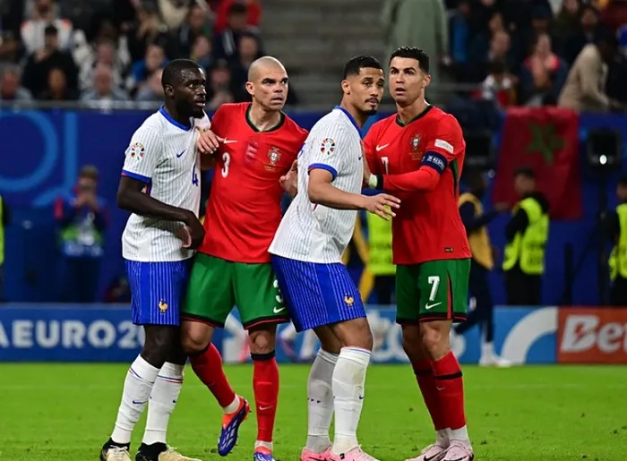 EURO 2024’te Fransa yarı finale yükseldi! İspanya’nın rakibi olacak