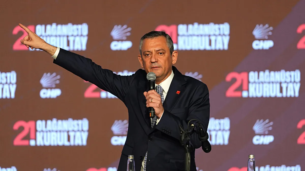 Ömer Çelik: Cunta eşittir CHP'dir