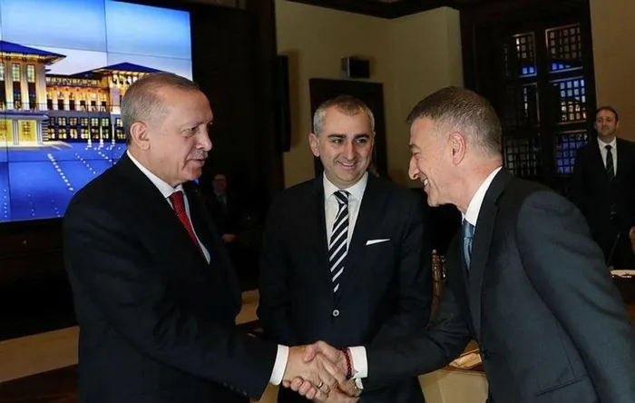 Başkan Erdoğan’dan şampiyon Trabzonspor’a tebrik