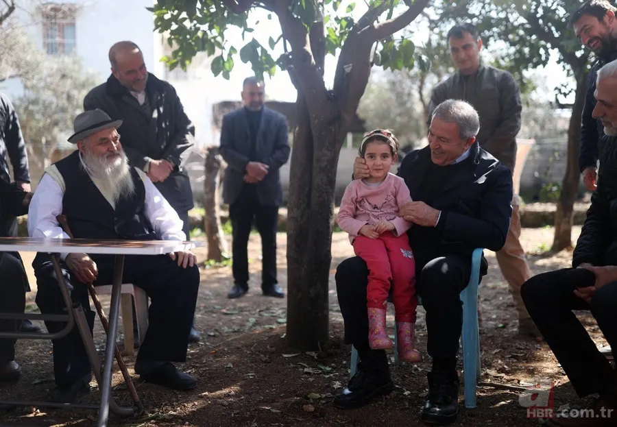 Milli Savunma Bakanı Hulusi Akar, Deprem Harekat Planı'nı saat saat açıkladı: Uzaktan ahkam kesmekle olmuyor 21