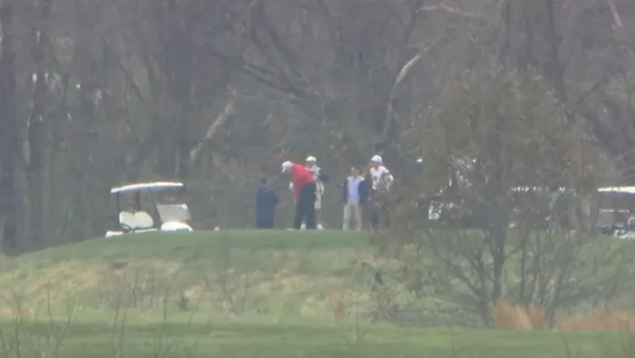 Trump'tan dünyayı şaşkına çeviren hareket! G-20 Zirvesi sırasında golf oynamaya gitti - 3