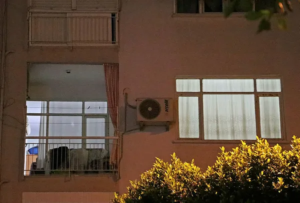Antalya'da genç kız odasında boğazından vurulmuş halde ölü bulundu - 1