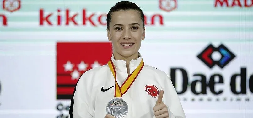 Serap Özçelik Arapoğlu'ndan gümüş madalya