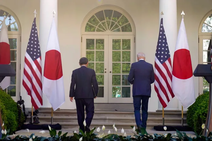 ABD Başkanı Joe Biden'dan ilk yüz yüze temas! Japonya Başbakanı Suga ile görüştü - 4