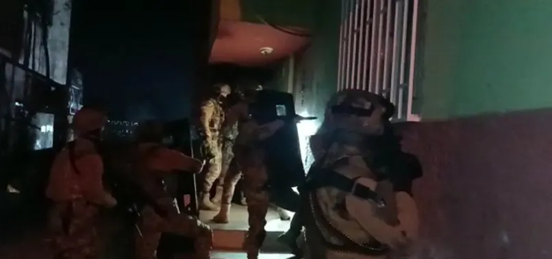 Diyarbakır'da 'Almanak' operasyonu: 22 gözaltı