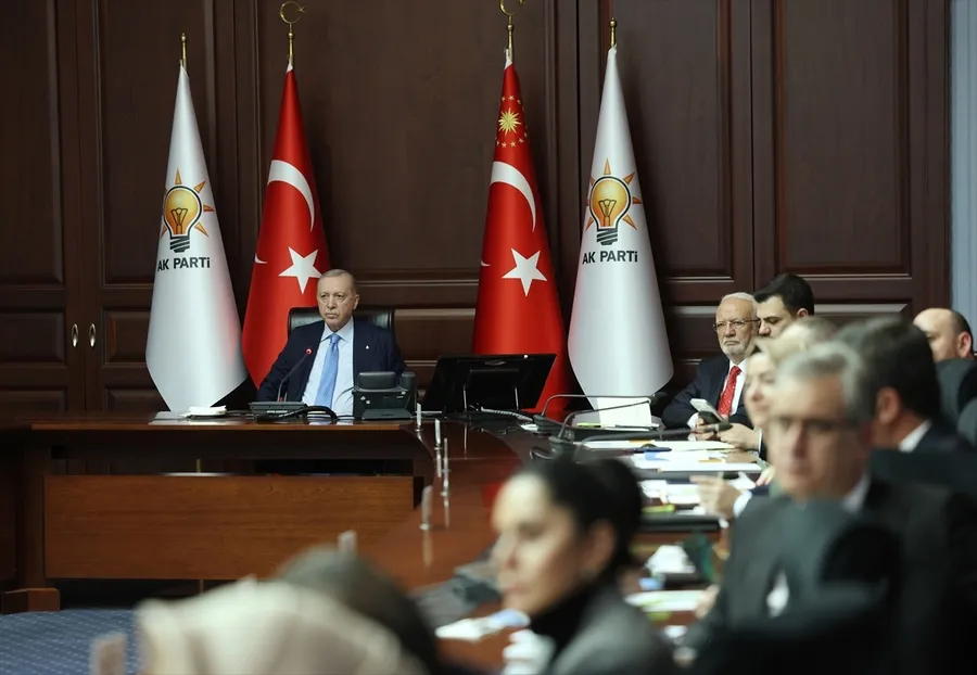 baskan-erdogandan-guvenlik-mesaji-hava-sahamizda-gerekli-tedbirleri-aldik-1773776879922.jpg Başkan Erdoğan’dan güvenlik mesajı: Hava sahamızda gerekli tedbirleri aldık - 4