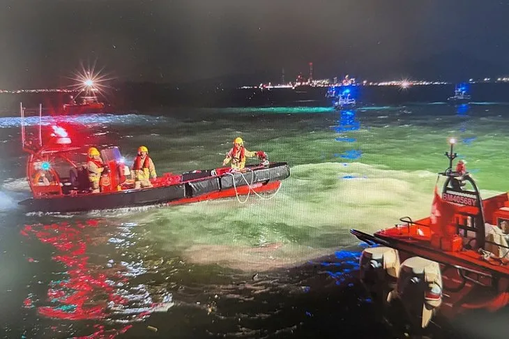 Hong Kong’da dehşet dakikaları! Türk kargo uçağı denize sürüklendi