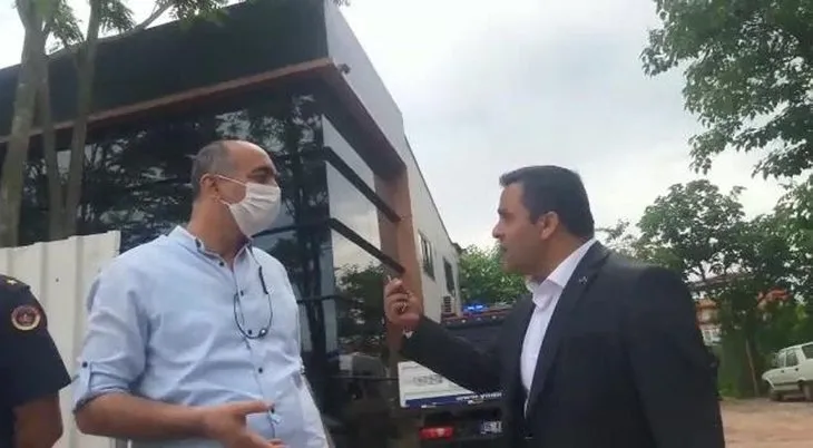 CHP’li meclis üyesi kaçak yapının yıkımını durdurmaya çalıştı, arkadaşı zabıtaya tokat attı