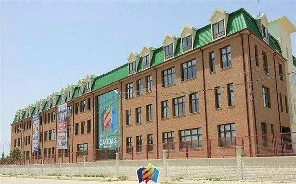 Adalet Bakanı Bekir Bozdağ’dan Eskişehir’deki depremzede öğrenciye başörtüsü ayrımcılığına tepki: İlkel 28 Şubat zihniyeti...