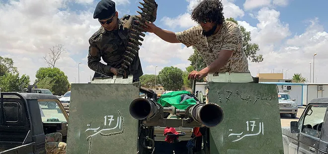 Darbeci Hafter’e darbe üstüne darbe! Libya ordusu Sirte için hazır...