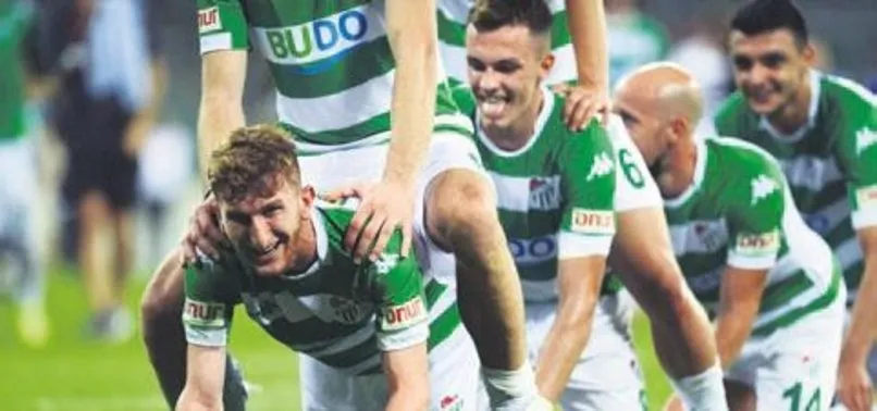 Akhisar Bursa Dan Eli Bos Dondu