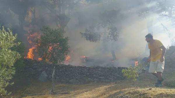 İzmir’de askeri kışlaya yönelik sabotaj girişimi! Ateşe verdiler...