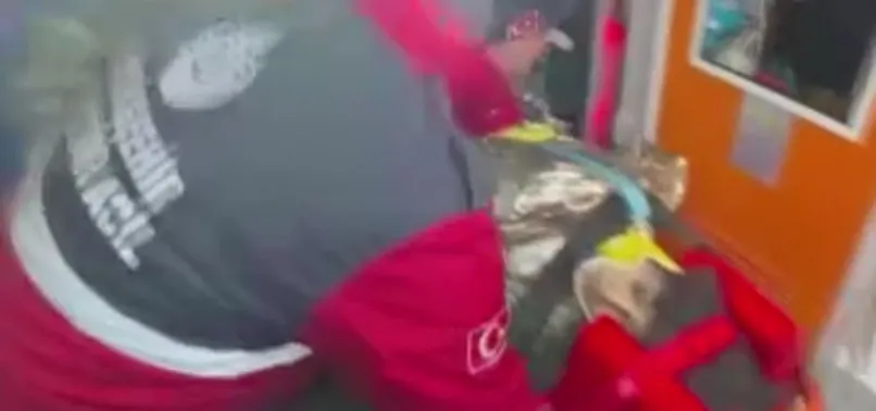 Hatay'daki enkazdan 162 saat sonra kurtarılan Ayşe'den duygulandıran sözler! En büyük asker bizim asker