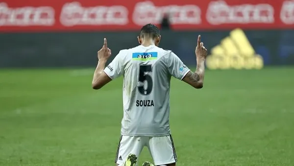 kartal-zirveyi-teslim-etmiyor-basaksehir-2-3-besiktas-mac-sonucu-ozet-1615572364951.jpg