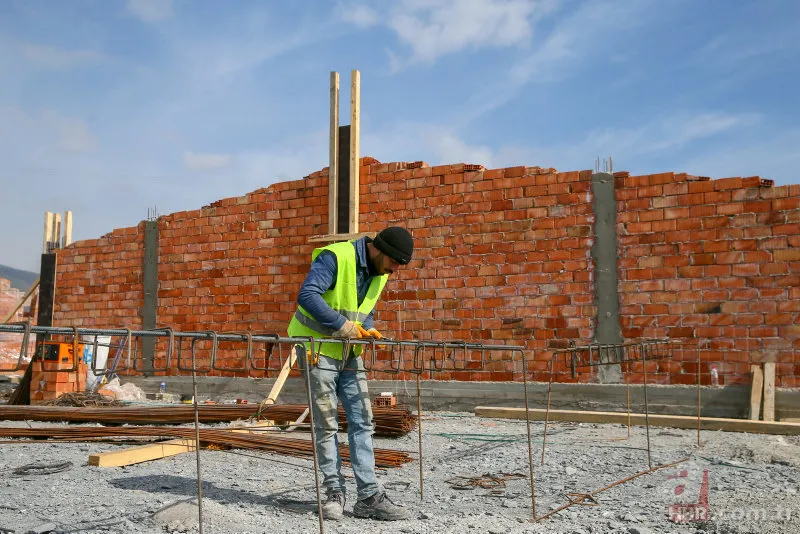 Çevre, Şehircilik ve İklim Değişikliği Bakanı Murat Kurum hazırlıkları anlattı! 250 bin konut hemen yapılacak 16