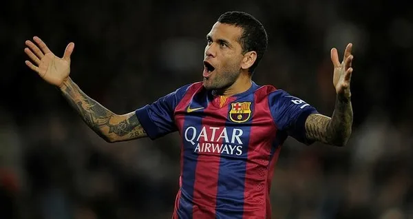 barcelona-eski-yildizi-dani-alves-ile-yeniden-anlasti-ocak-ayindan-itibaren-forma-giyecek-1636749079913.jpg Barcelona eski yıldızı Dani Alves ile yeniden anlaştı! Ocak ayından itibaren forma giyecek - 2