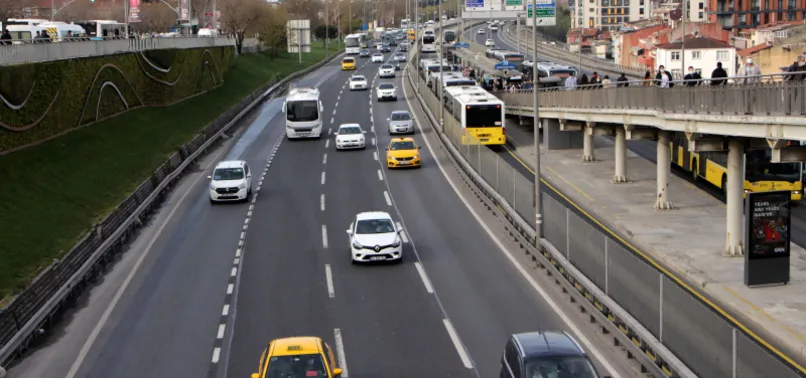 Son dakika: İstanbul'da kademeli mesai başladı! Trafikte yoğunluk azaldı