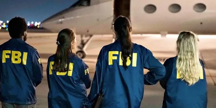 abdnin-en-buyuk-soyguncusunu-turkiye-yakaladi-fbi-pesindeydi-iste-nefes-kesen-operasyonun-detaylari-1782295630851.jpeg ABD'nin en büyük soyguncusunu Türkiye yakaladı! FBI peşindeydi... İşte nefes kesen operasyonun detayları - 1