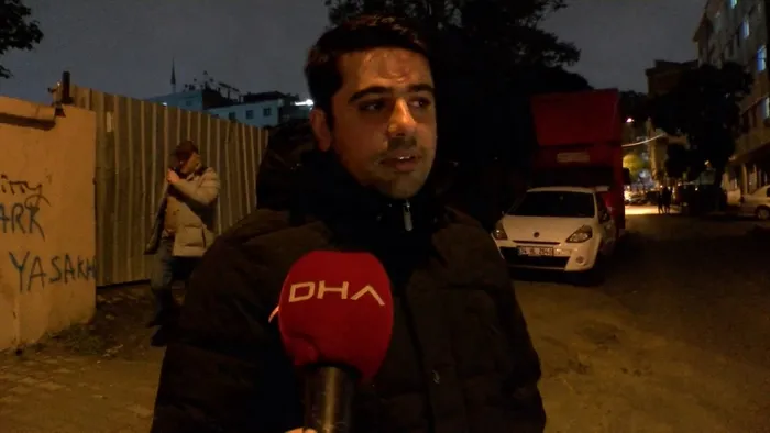 esenlerde-baba-ve-ogluna-sokak-ortasinda-silahli-saldiri-1714860784427.jpg Esenler'de baba ve oğluna sokak ortasında silahlı saldırı - 4