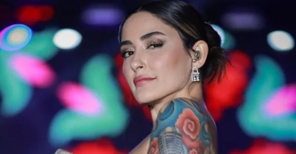 melek-mossonun-ikiyuzlu-paylasimina-tepki-yagdi-hem-kadin-haklari-dedi-hem-de-1686122810640.jpeg Melek Mosso’nun ikiyüzlü paylaşımına tepkiler çığ gibi büyüdü! Belediyelere 'iptal' çağrısı - 2