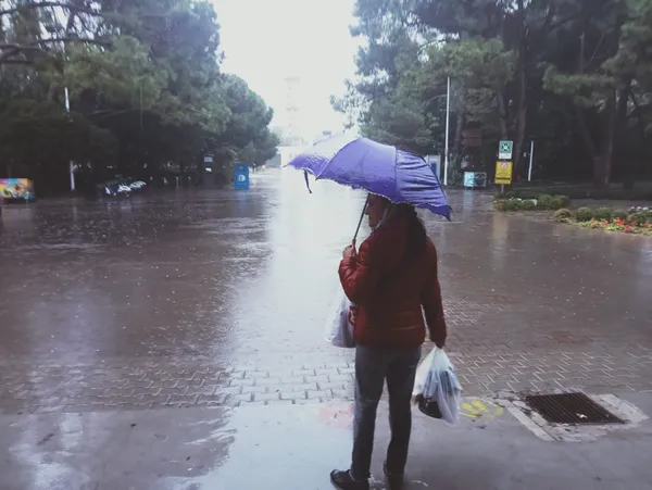 1669091393942.jpg Meteoroloji'den uyarılar peş peşe geldi! 5 günlük hava durumu raporunda kar yağışı | Yurdun etrafını yağmur bulutları sardı - 12