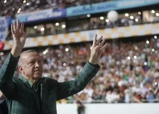 Başkan Erdoğan Gençlik Şöleni’ndeki muhteşem destek için gençlere ve Adana’ya teşekkür etti! Bize tereddüt yok, yeis yok, hüzün yok
