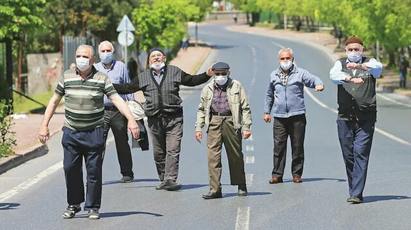 Son dakika: İstanbul’da 65 yaş üstüne sokağa çıkma kısıtlaması