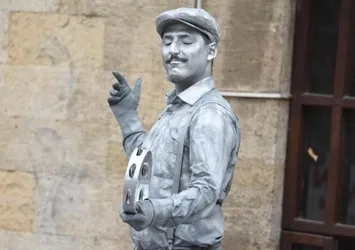 Roman havasına dayanamayıp böyle oynadı