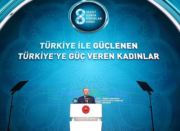 baskan-erdogandan-ekrem-imamoglunun-ev-kadinlarini-asagilayan-sozlerine-tepki-1709903457553.jpeg Başkan Erdoğan'dan Ekrem İmamoğlu'nun ev kadınlarını aşağılayan sözlerine tepki - 3