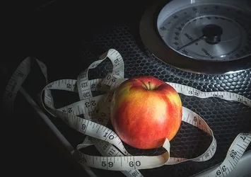 Sosyal medyadaki hızlı kilo verme vaatleri sağlığa zarar veriyor