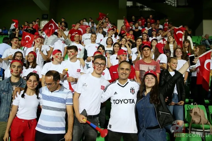 Moldova - Türkiye maçına damga vuran olay! Herkes gole sevinirken Emre Belözoğlu...
