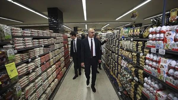 ticaret-bakani-omer-bolat-hedefimiz-piyasalardaki-fiyat-istikrari-1691403507130.jpg Ticaret Bakanı Ömer Bolat: Hedefimiz piyasalardaki fiyat istikrarı - 2