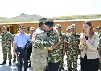 Azerbaycan-Ermenistan cephe hattında kardeşlik rüzgarları