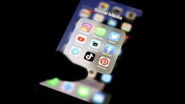 Batı’dan dezenformasyon yasasına karşı çifte standart! AB yapınca düzenleme Türkiye’ye gelince sansür